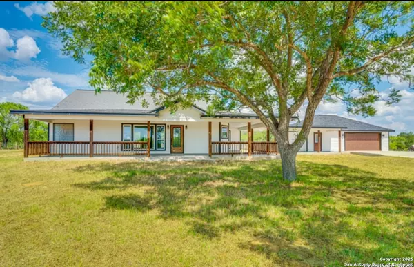 La Vernia, TX 78121,3250 SANDY ELM