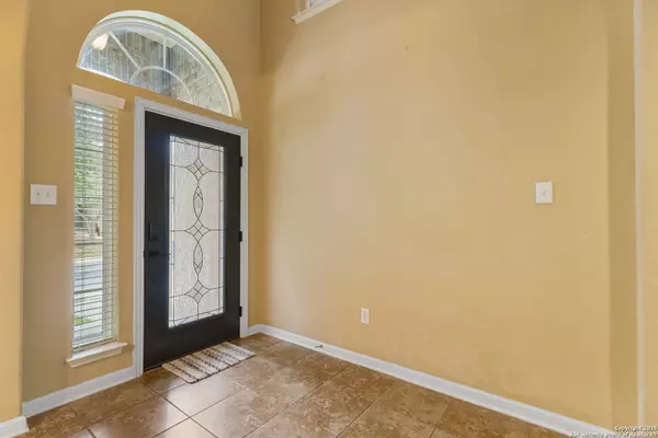 Helotes, TX 78023,13106 Essen Forest