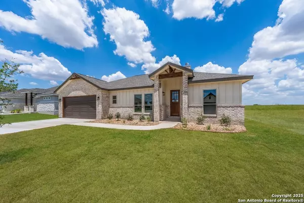 Poth, TX 78147,720 Dickson