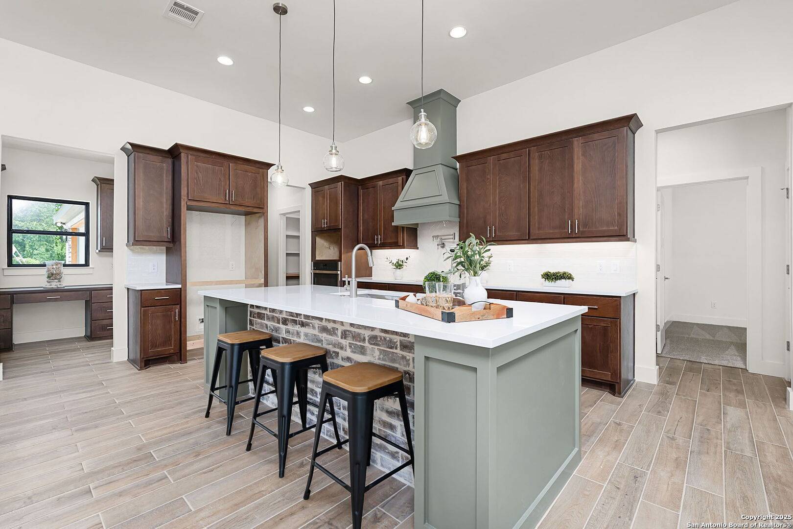 Mcqueeney, TX 78123,249 Sandpiper Lane