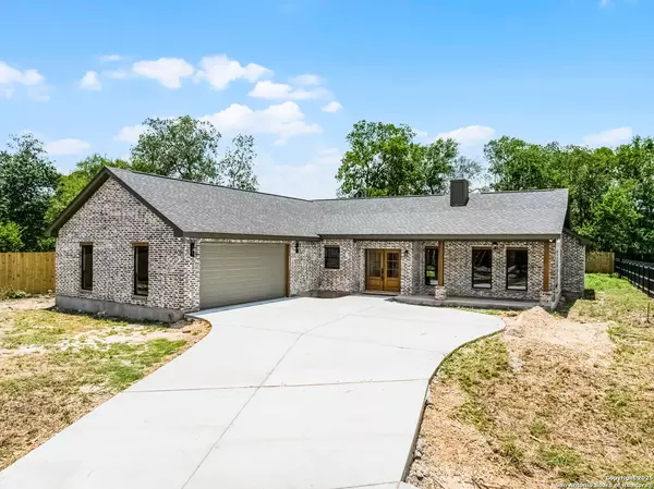 Mcqueeney, TX 78123,249 Sandpiper Lane