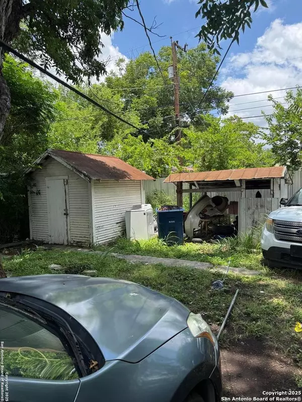 San Antonio, TX 78211,211 Wilcox