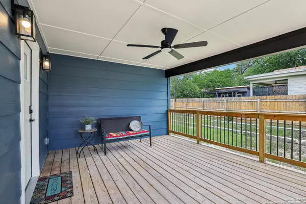 New Braunfels, TX 78130,333 S Mesquite