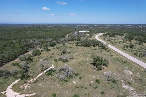 Kerrville, TX 78028,23 loma vista