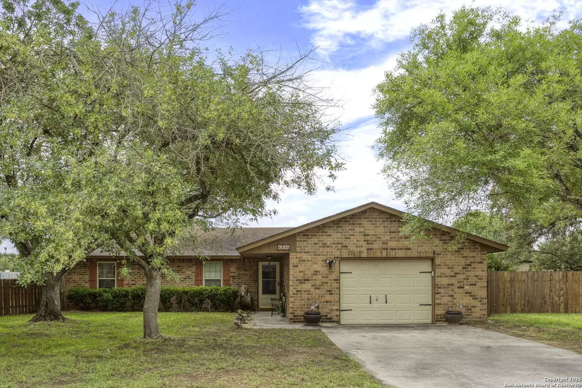 Pleasanton, TX 78064,1245 Whitney