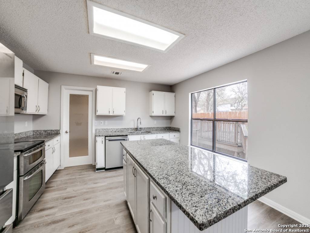San Antonio, TX 78249,7663 Aspen Park