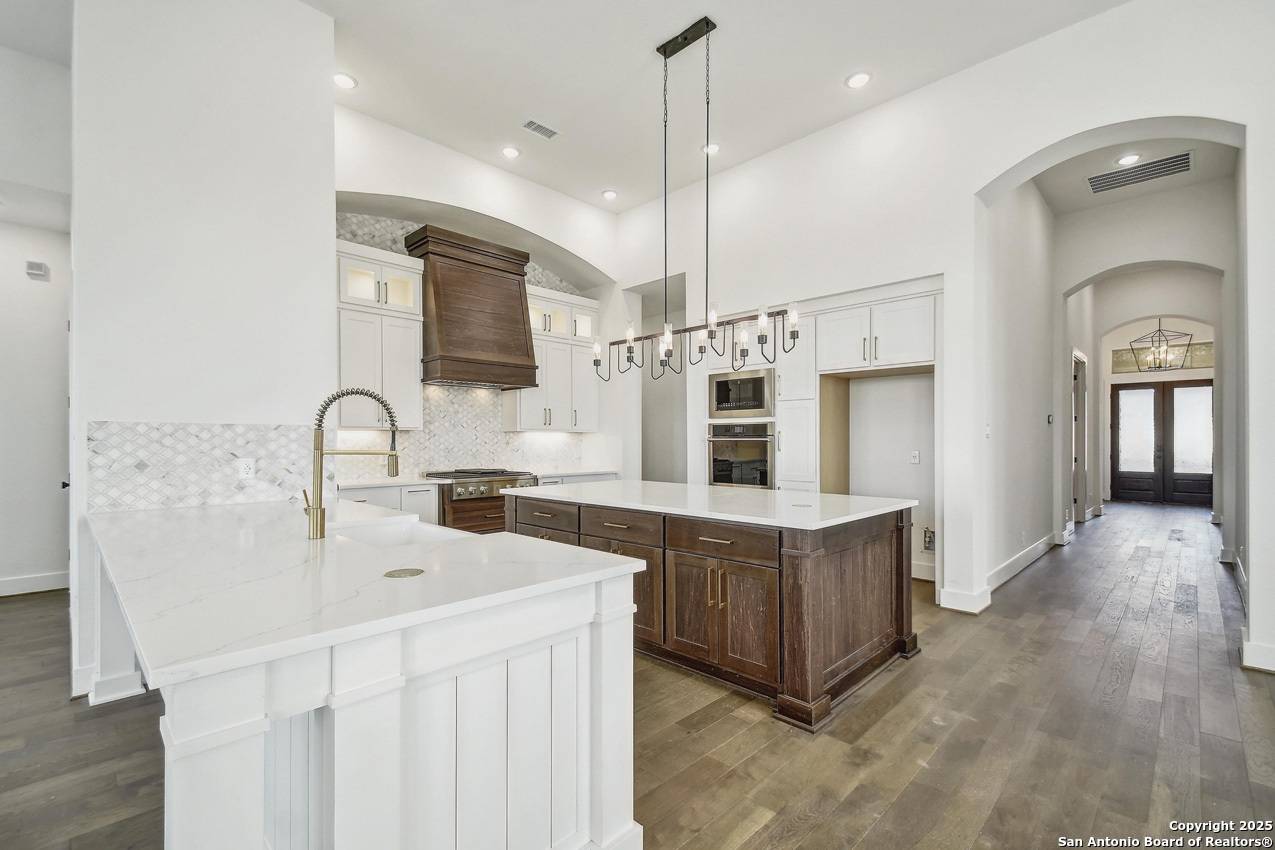Boerne, TX 78006,409 Dulce Vista