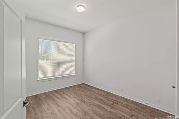 Schertz, TX 78154,9429 Chatside