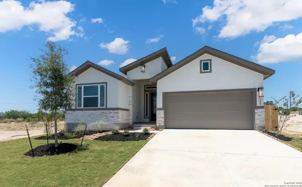 519 White Oak, Castroville, TX 78009