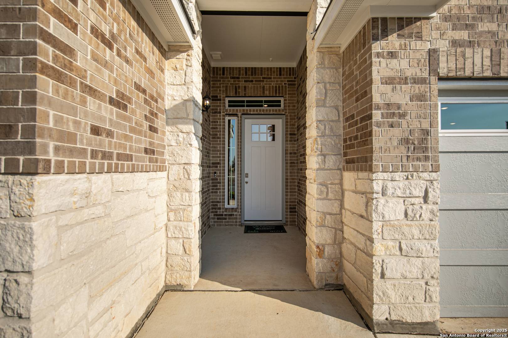 Castroville, TX 78009,519 White Oak