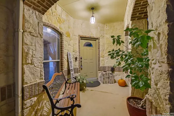 Helotes, TX 78023,8803 Shuteye Peak