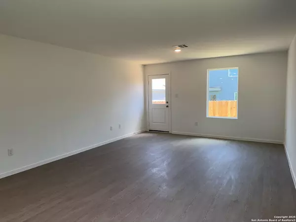 San Antonio, TX 78264,20318 Onyx Ring