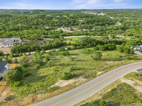 San Antonio, TX 78255,10627 Kendall Canyon
