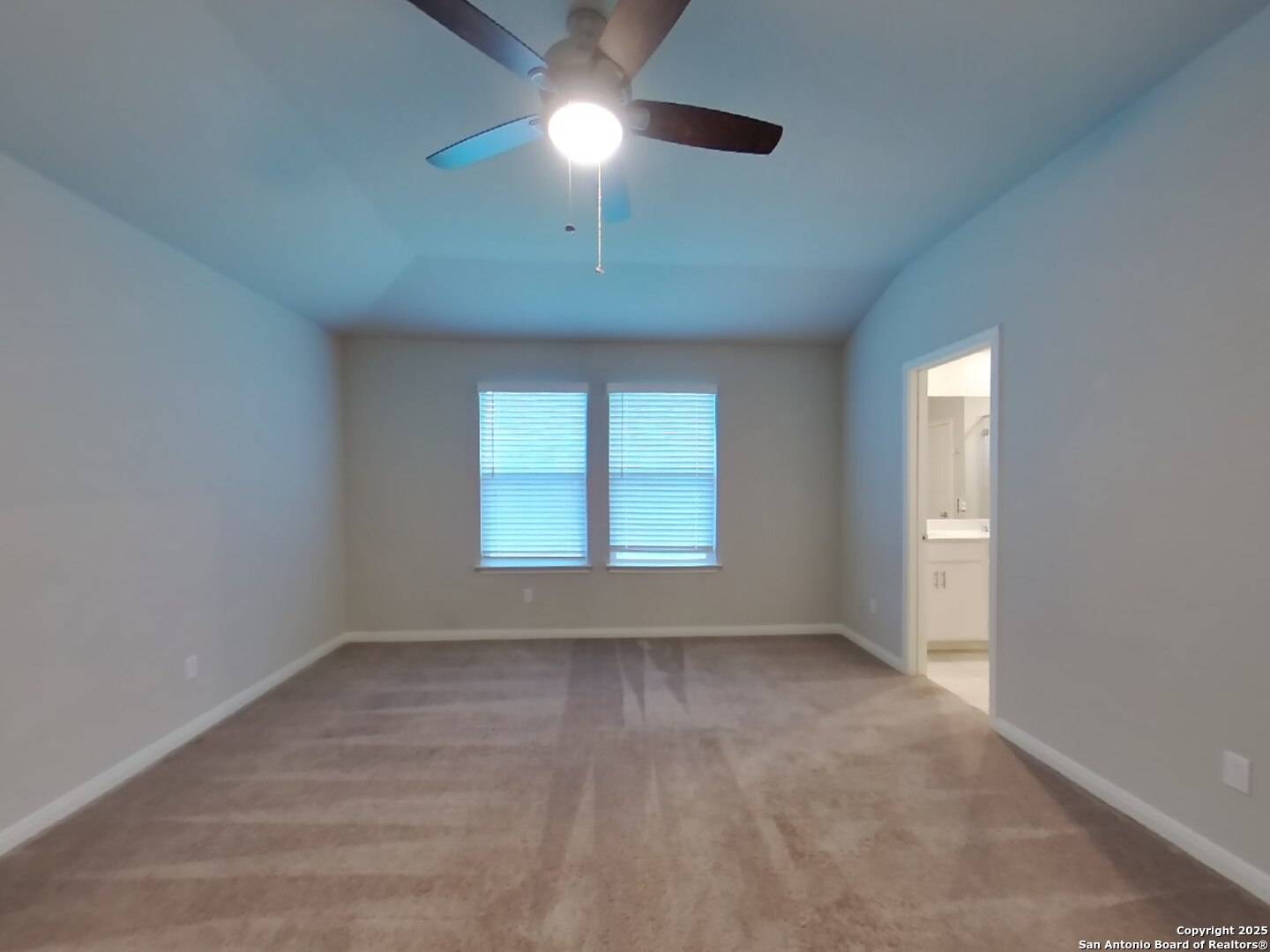 St Hedwig, TX 78152,5712 jayden