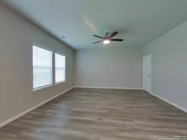 St Hedwig, TX 78152,13605 Paxton