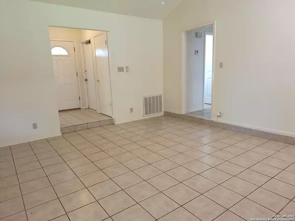 Converse, TX 78109,322 Renee Dr