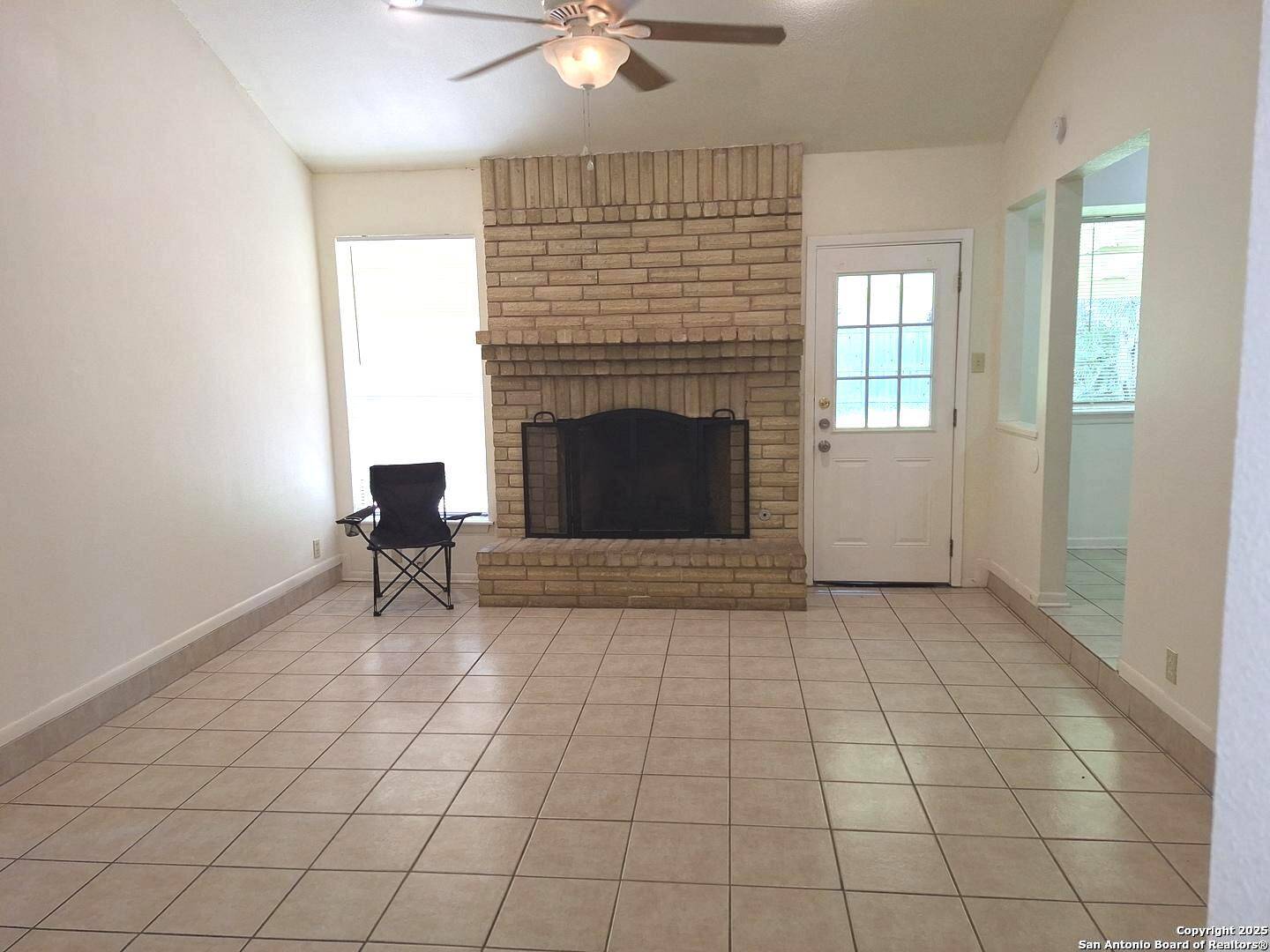 Converse, TX 78109,322 Renee Dr