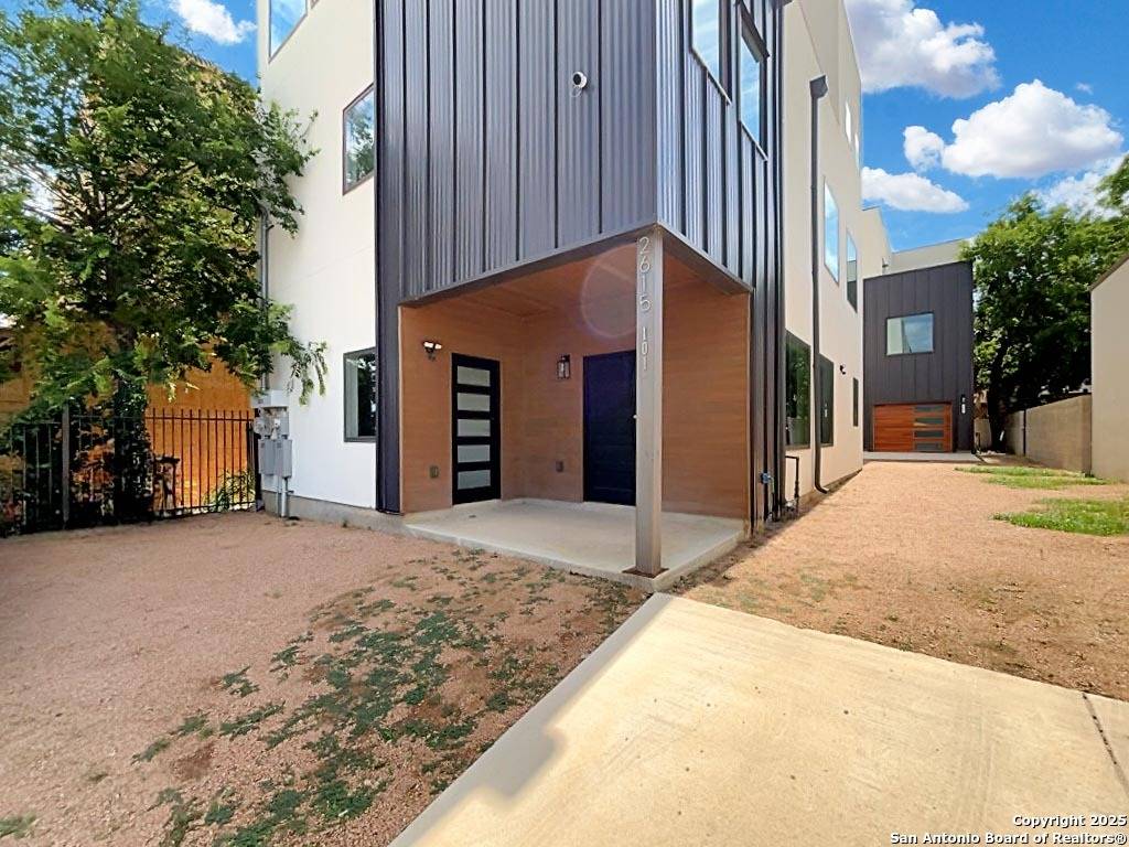 2615 Flores St UNIT # 101, San Antonio, TX 78204