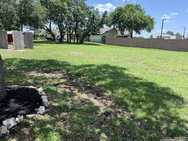 1610 Sunnybrook, New Braunfels, TX 78130