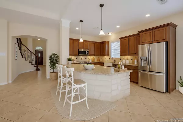 San Antonio, TX 78261,3131 Howling Wolf