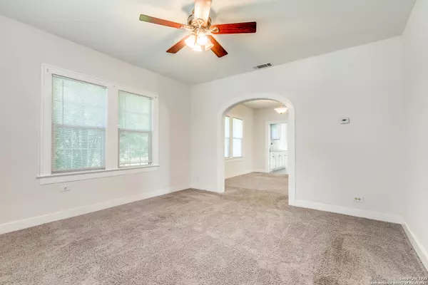 San Antonio, TX 78201,1013 Sacramento