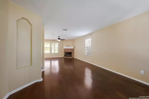 San Antonio, TX 78254,11922 Briarton Wls