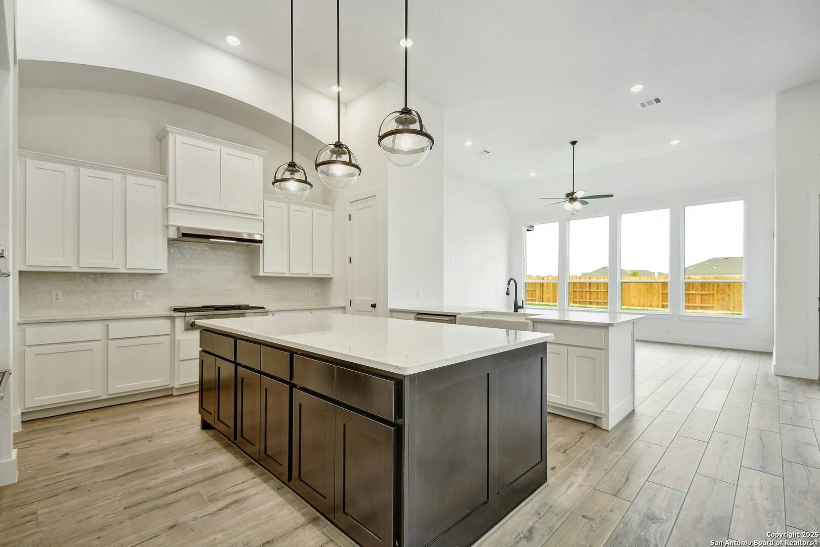 New Braunfels, TX 78132,1923 Privet