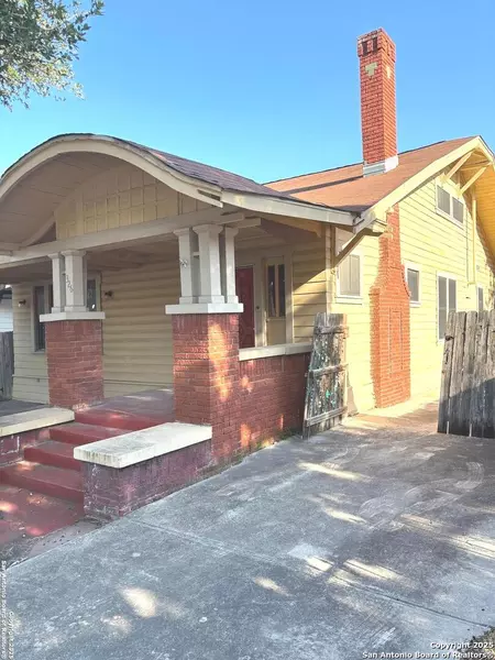 326 Craig Pl, San Antonio, TX 78212