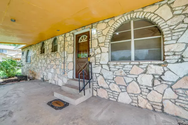 San Antonio, TX 78221-3407,606 BAETZ BLVD