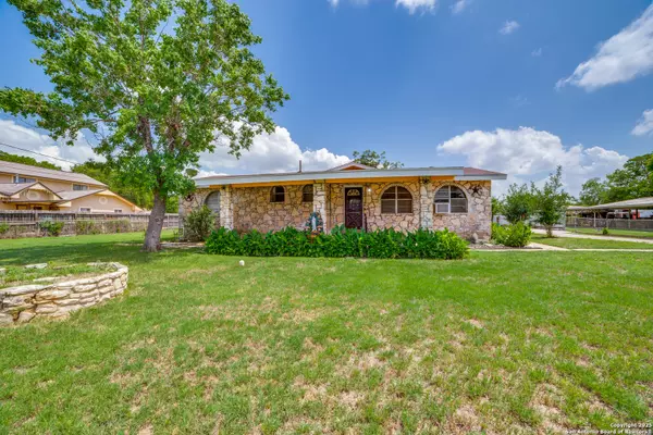 606 BAETZ BLVD, San Antonio, TX 78221-3407