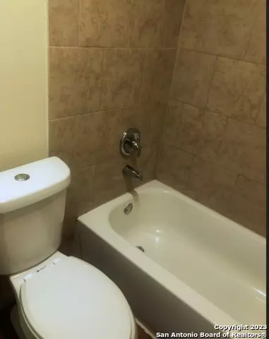 San Antonio, TX 78218-3672,6310 QUEENS CASTLE UNIT 2