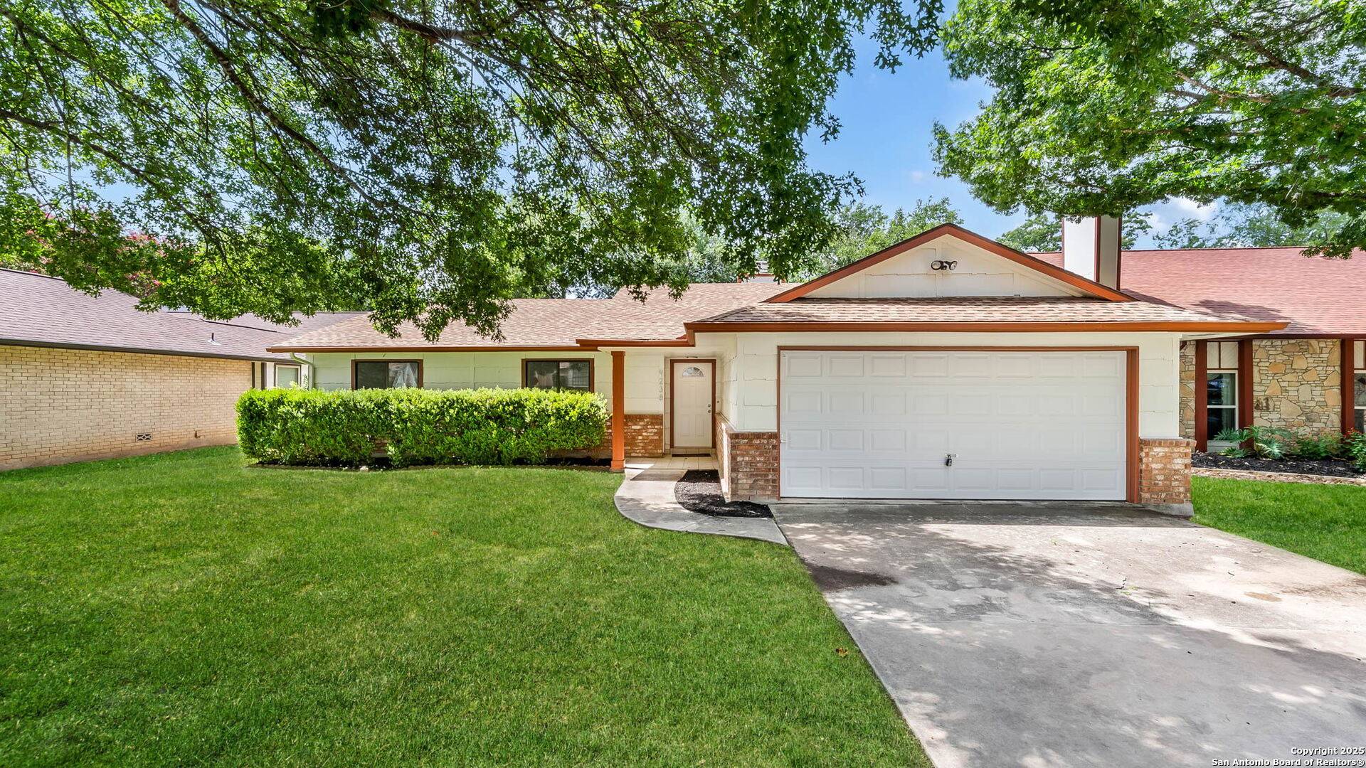 9238 Ridge Wilde, San Antonio, TX 78250-4017