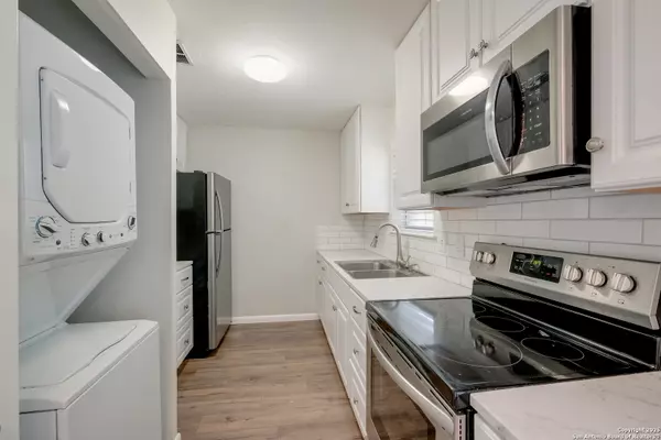 San Antonio, TX 78201,923 Vance Jackson #604 UNIT 604
