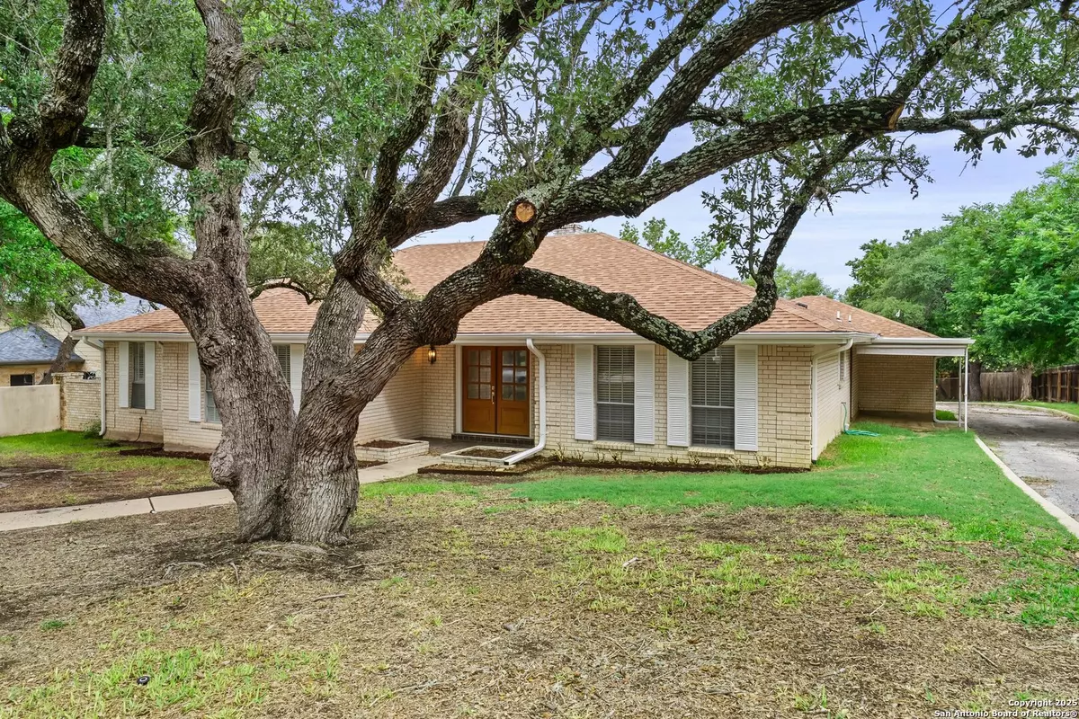 Kerrville, TX 78028,406 Coronado
