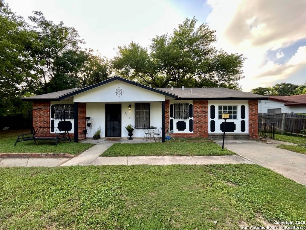 2119 Chesterhill, San Antonio, TX 78228