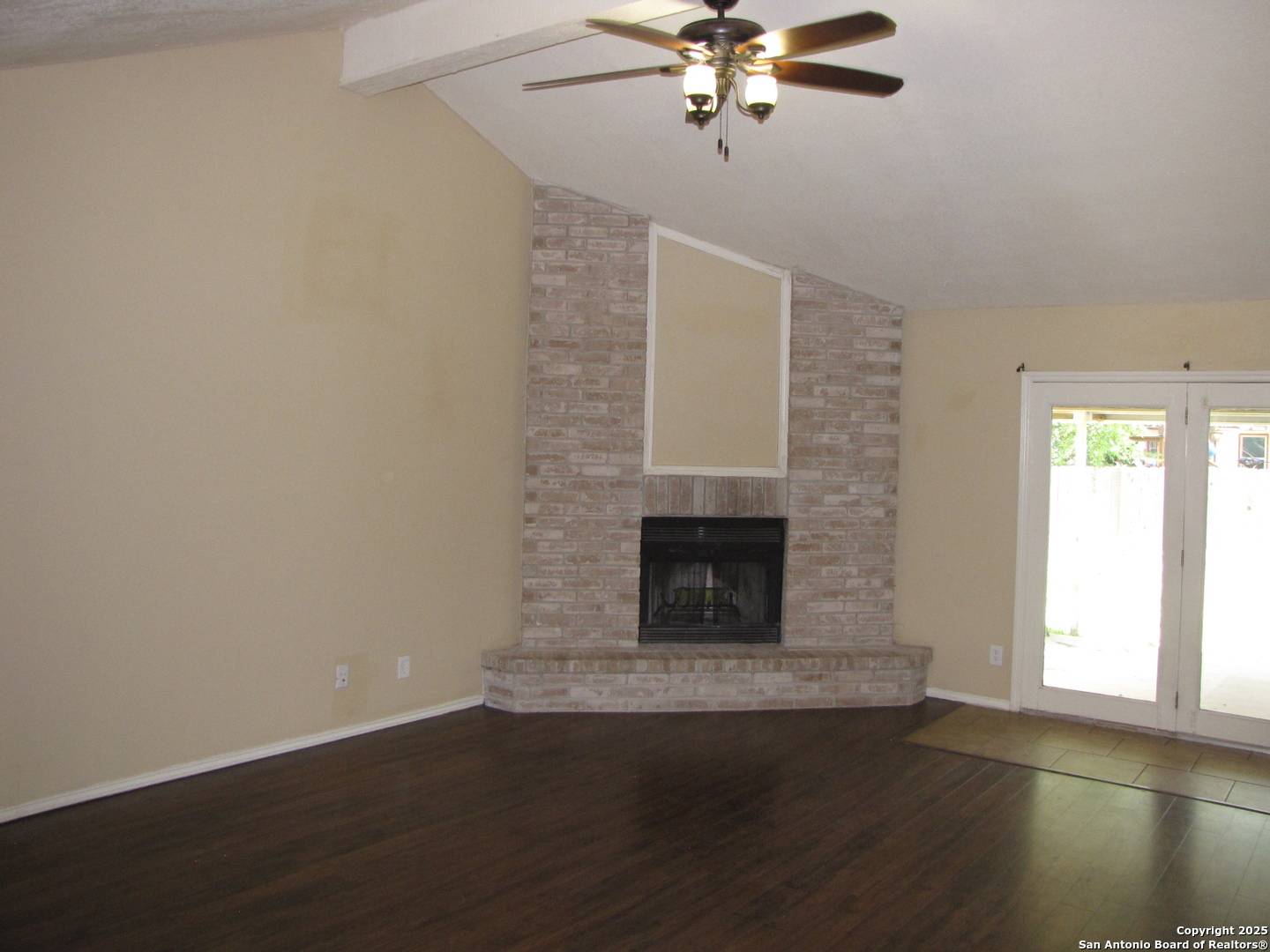 Universal City, TX 78148-3715,206 CLEAR OAK
