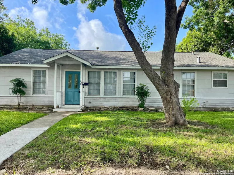 166 FARGO AVE, San Antonio, TX 78220-1018