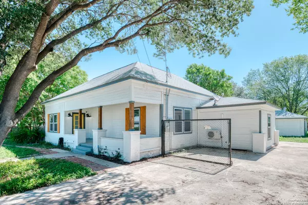Hondo, TX 78861,1301 Avenue K
