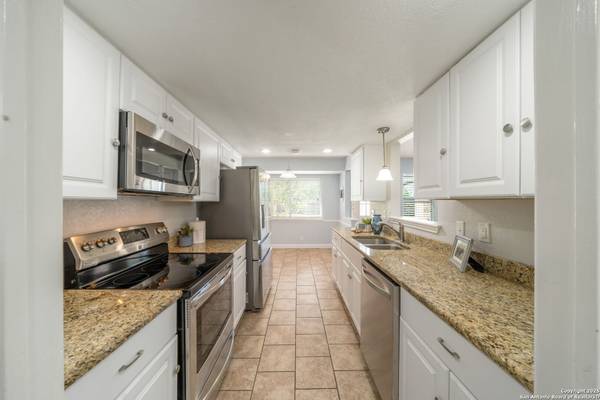 13706 Sunny Glen, San Antonio, TX 78217