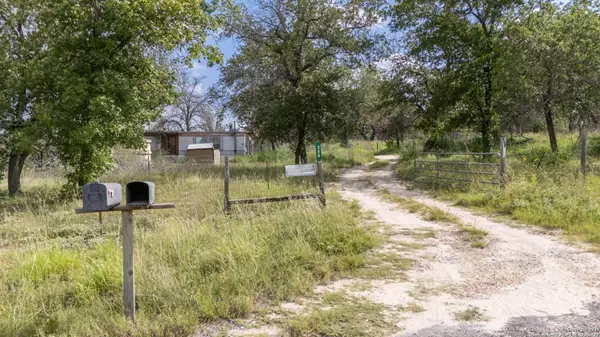 Poteet, TX 78065,399 Woodland Hills