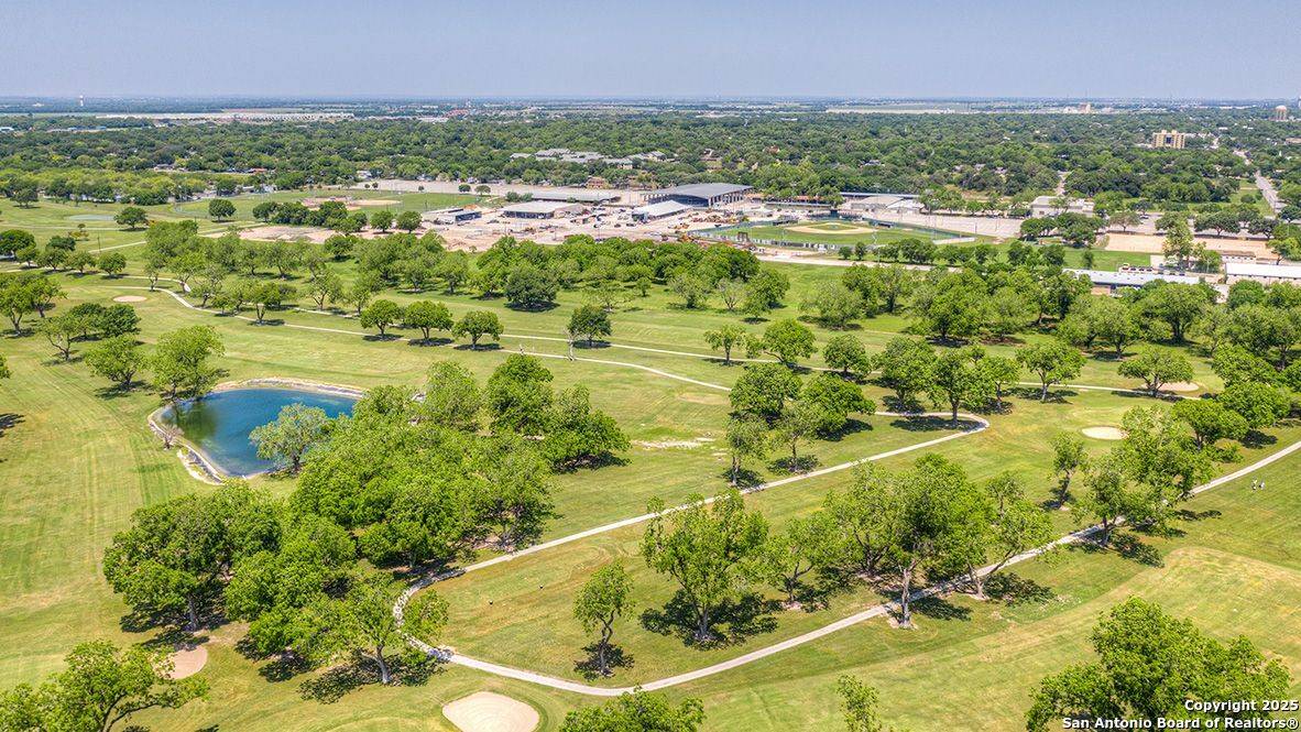 Seguin, TX 78155,1034 GLADYS RUN