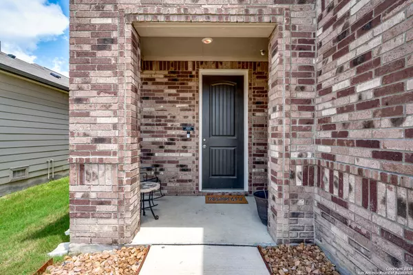 Converse, TX 78109,6583 Runaway