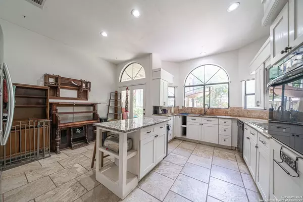 San Antonio, TX 78247,14015 Quarles