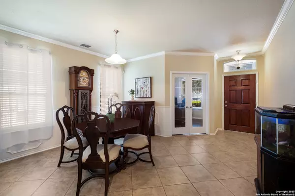 San Antonio, TX 78253,280 Tufted
