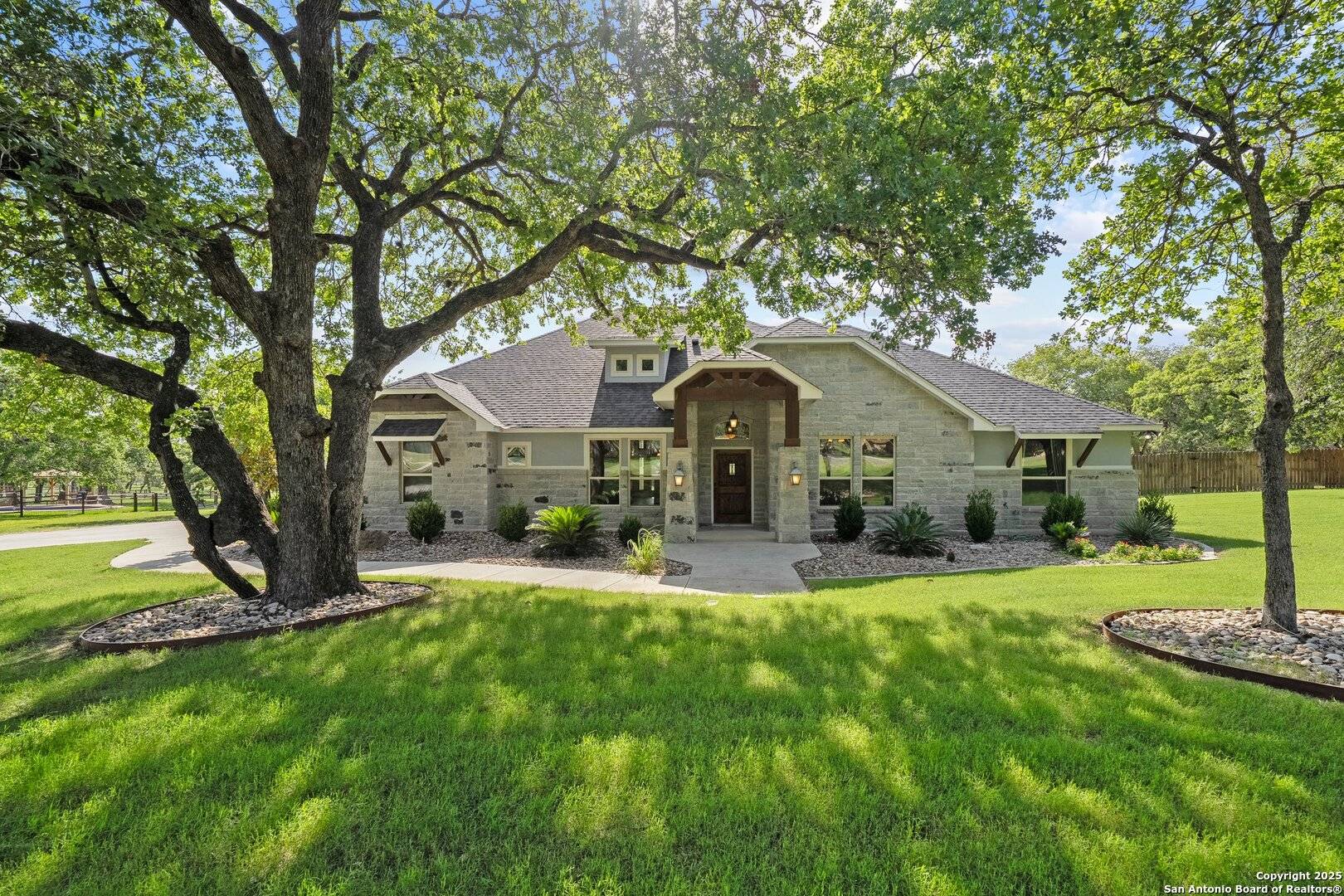Adkins, TX 78101,172 Bobby Lynn