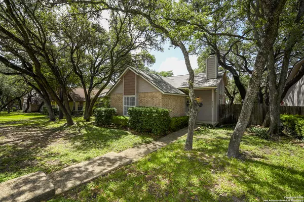 9536 DOVER RDG, San Antonio, TX 78250-3102
