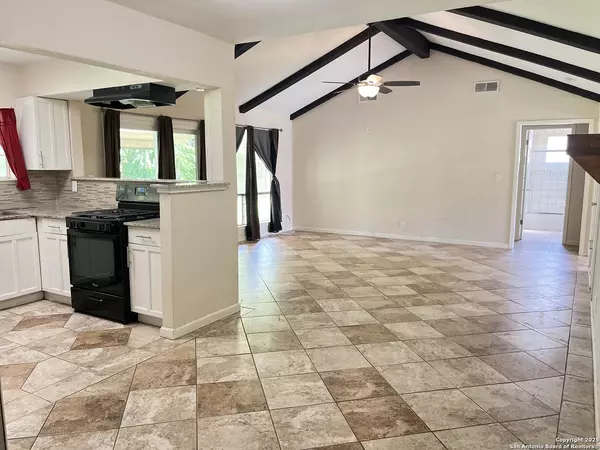 6819 Oak Lake, San Antonio, TX 78244