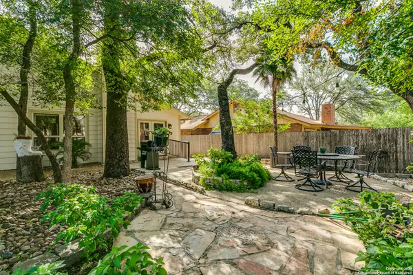 1406 Aylsbury, San Antonio, TX 78216
