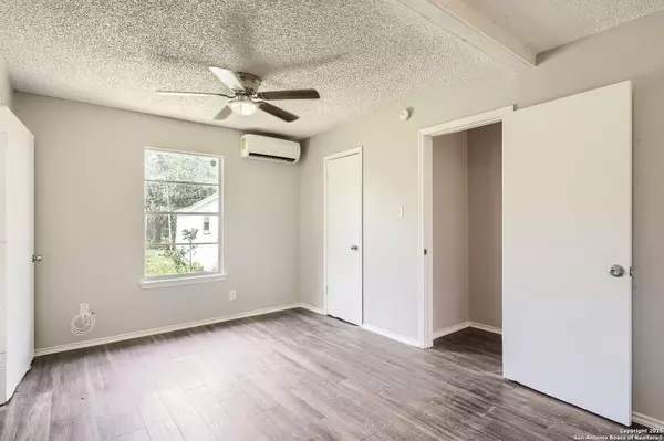 San Antonio, TX 78207,2206 Colima