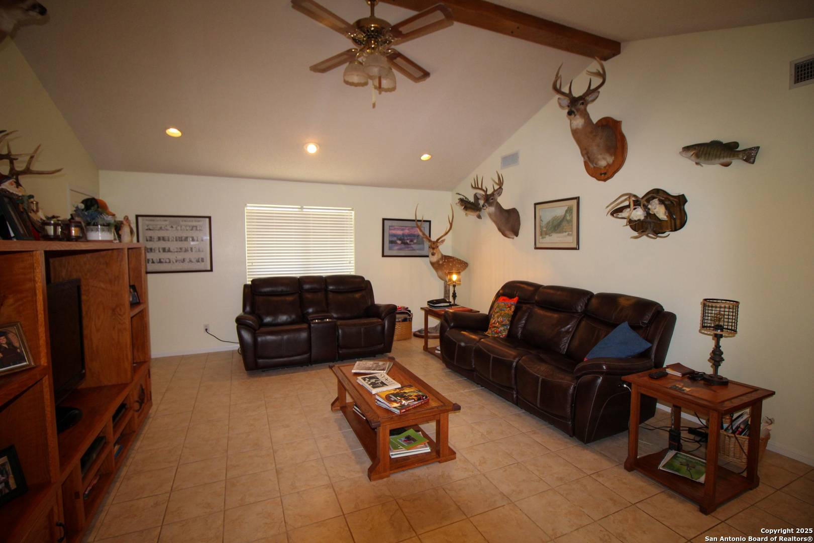 Three Rivers, TX 78071,389 County Road 401